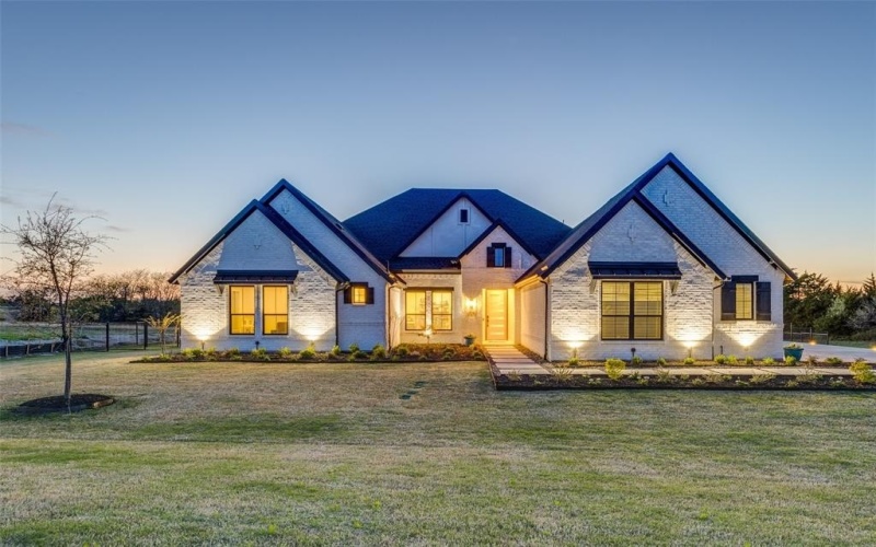 126 Deer Crossing Road, Gunter, TX 75058, 4 Habitaciones Habitaciones , ,3 BañosBaños,Residential,En Venta,126 Deer Crossing Road,20888904