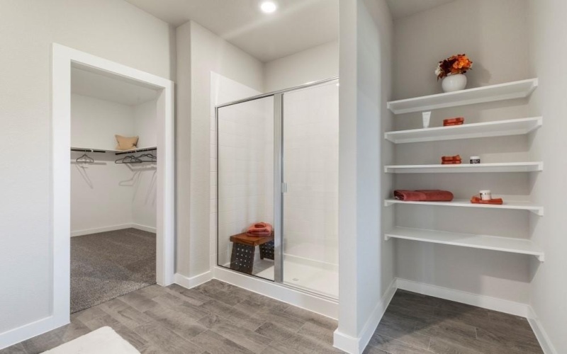 728 Spaulding Street, Fort Worth, TX 76247, 5 Bedrooms Bedrooms, ,3 BathroomsBathrooms,Residential Lease,For Rent,728 Spaulding Street,20886967