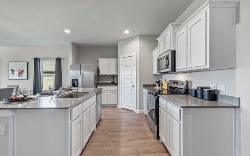 728 Spaulding Street, Fort Worth, TX 76247, 5 Bedrooms Bedrooms, ,3 BathroomsBathrooms,Residential Lease,For Rent,728 Spaulding Street,20886967
