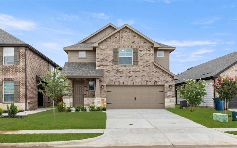 1633 Meadow Crest, Aubrey, TX 76227, 4 Bedrooms Bedrooms, ,3 BathroomsBathrooms,Residential,For Sale,1633 Meadow Crest,20886977
