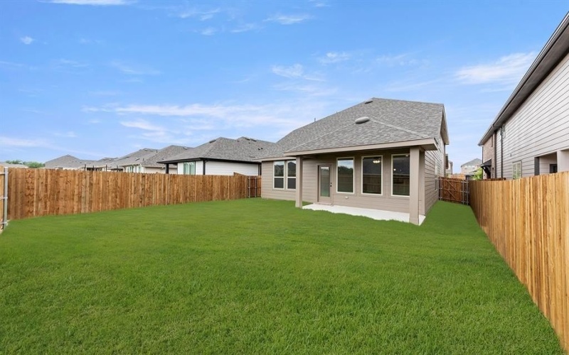 1633 Meadow Crest, Aubrey, TX 76227, 4 Bedrooms Bedrooms, ,3 BathroomsBathrooms,Residential,For Sale,1633 Meadow Crest,20886977