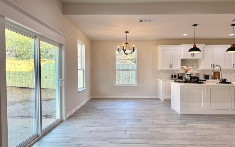 5507 San Jacinto Drive, Granbury, TX 76048, 4 Bedrooms Bedrooms, ,2 BathroomsBathrooms,Residential,For Sale,5507 San Jacinto Drive,20888995