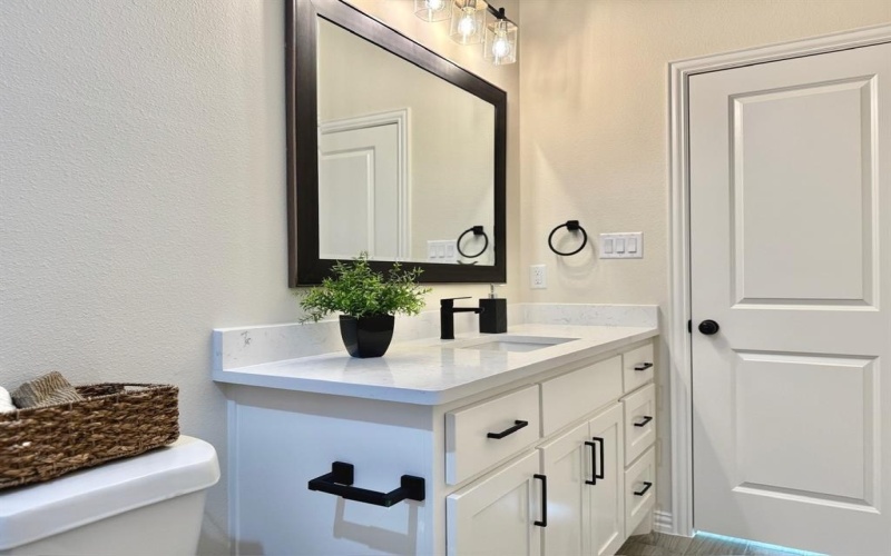 5507 San Jacinto Drive, Granbury, TX 76048, 4 Bedrooms Bedrooms, ,2 BathroomsBathrooms,Residential,For Sale,5507 San Jacinto Drive,20888995