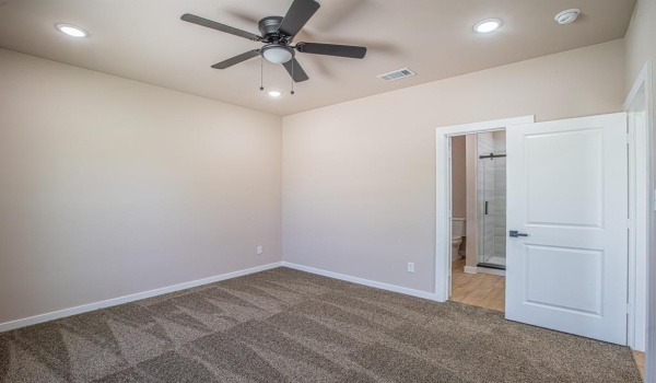 120 Brookview Drive, Bridgeport, TX 76426, 4 Bedrooms Bedrooms, ,2 BathroomsBathrooms,Residential,For Sale,120 Brookview Drive,20889008