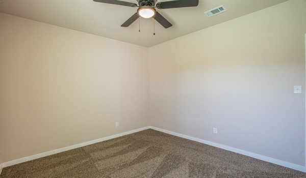 120 Brookview Drive, Bridgeport, TX 76426, 4 Bedrooms Bedrooms, ,2 BathroomsBathrooms,Residential,For Sale,120 Brookview Drive,20889008