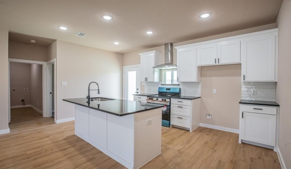 120 Brookview Drive, Bridgeport, TX 76426, 4 Bedrooms Bedrooms, ,2 BathroomsBathrooms,Residential,For Sale,120 Brookview Drive,20889008