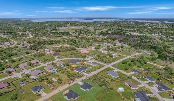 120 Brookview Drive, Bridgeport, TX 76426, 4 Bedrooms Bedrooms, ,2 BathroomsBathrooms,Residential,For Sale,120 Brookview Drive,20889008