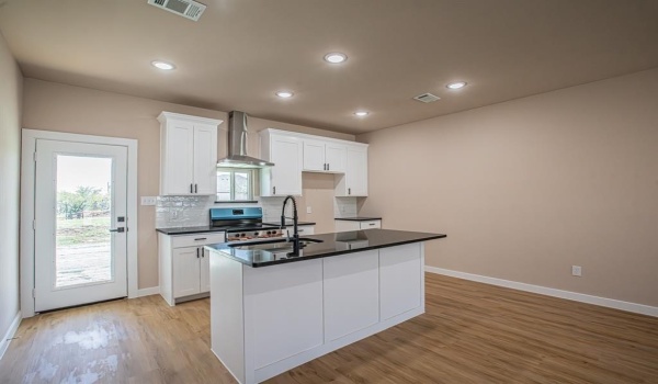 120 Brookview Drive, Bridgeport, TX 76426, 4 Bedrooms Bedrooms, ,2 BathroomsBathrooms,Residential,For Sale,120 Brookview Drive,20889008
