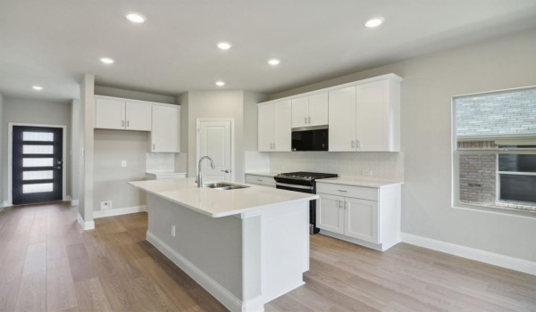 2218 Gustavus Drive, Sherman, TX 75092, 4 Habitaciones Habitaciones , ,3 BañosBaños,Residential Lease,En Alquiler,2218 Gustavus Drive,20889029