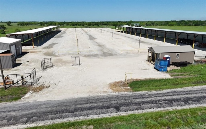 517 Vaughan Lane, Tioga, TX 76271, ,Commercial Sale,En Venta,517 Vaughan Lane,20889108