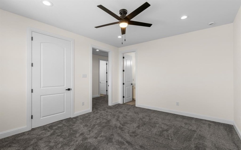 8024 Harvest Drive, Grandview, TX 76050, 5 Bedrooms Bedrooms, ,5 BathroomsBathrooms,Residential,For Sale,8024 Harvest Drive,20889111
