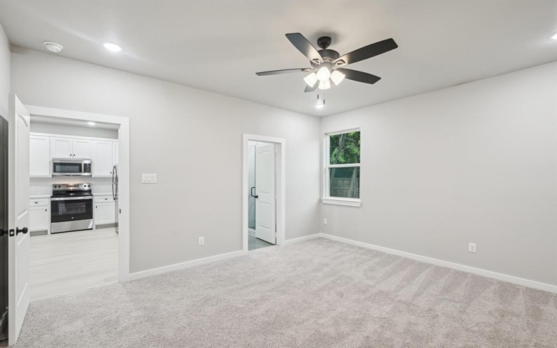 3829 Lands End Court, Granbury, TX 76048, 3 Bedrooms Bedrooms, ,2 BathroomsBathrooms,Residential,For Sale,3829 Lands End Court,20889124