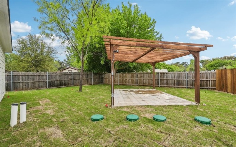 3829 Lands End Court, Granbury, TX 76048, 3 Bedrooms Bedrooms, ,2 BathroomsBathrooms,Residential,For Sale,3829 Lands End Court,20889124