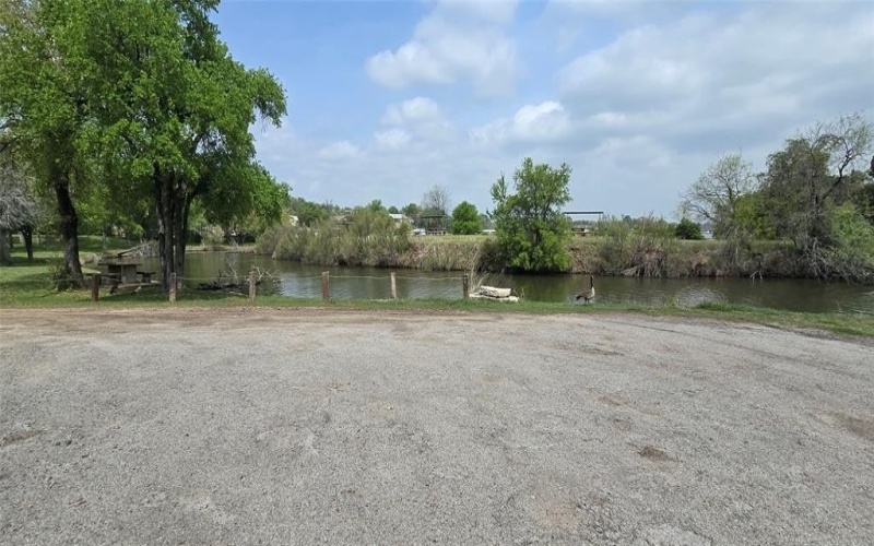 3829 Lands End Court, Granbury, TX 76048, 3 Bedrooms Bedrooms, ,2 BathroomsBathrooms,Residential,For Sale,3829 Lands End Court,20889124