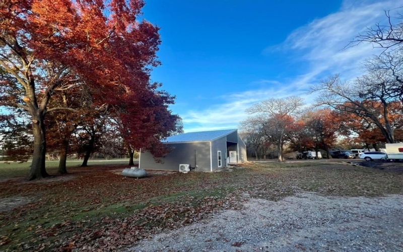 6869 S State Highway 121, Bonham, TX 75418, ,Commercial Sale,For Sale,6869 S State Highway 121,20889343