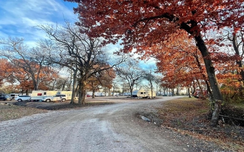 6869 S State Highway 121, Bonham, TX 75418, ,Commercial Sale,For Sale,6869 S State Highway 121,20889343