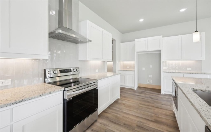 203 E Park Street, Little Elm, TX 75068, 3 Bedrooms Bedrooms, ,2 BathroomsBathrooms,Residential,For Sale,203 E Park Street,20889482