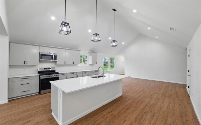 307 S Carlton Street, Ennis, TX 75119, 3 Bedrooms Bedrooms, ,2 BathroomsBathrooms,Residential,For Sale,307 S Carlton Street,20887310