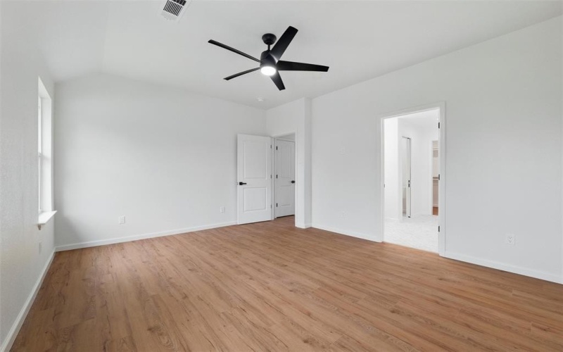 307 S Carlton Street, Ennis, TX 75119, 3 Bedrooms Bedrooms, ,2 BathroomsBathrooms,Residential,For Sale,307 S Carlton Street,20887310