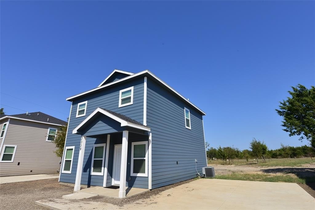 2329 Murphy Court, Red Oak, TX 75154, 3 Bedrooms Bedrooms, ,2 BathroomsBathrooms,Residential Lease,For Rent,2329 Murphy Court,20887402