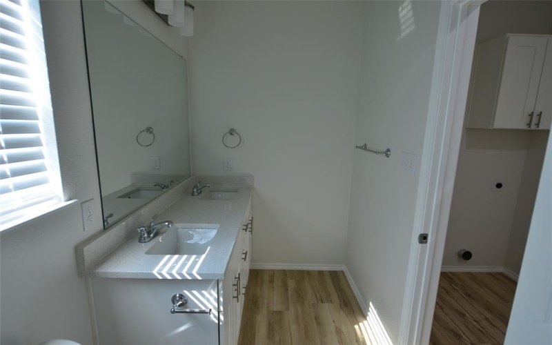 2329 Murphy Court, Red Oak, TX 75154, 3 Habitaciones Habitaciones , ,2 BañosBaños,Residential Lease,En Alquiler,2329 Murphy Court,20887402