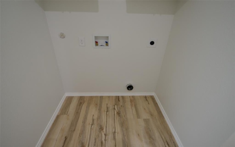 2329 Murphy Court, Red Oak, TX 75154, 3 Habitaciones Habitaciones , ,2 BañosBaños,Residential Lease,En Alquiler,2329 Murphy Court,20887402