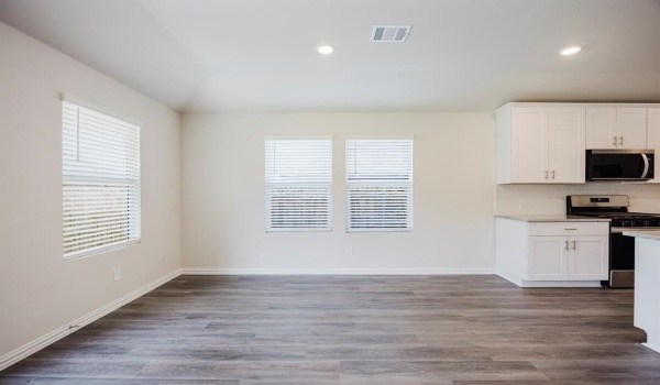 2121 Gustavus Drive, Sherman, TX 75092, 4 Habitaciones Habitaciones , ,3 BañosBaños,Residential Lease,En Alquiler,2121 Gustavus Drive,20887431