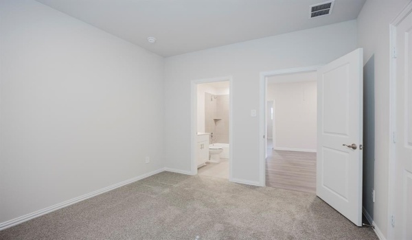 2121 Gustavus Drive, Sherman, TX 75092, 4 Habitaciones Habitaciones , ,3 BañosBaños,Residential Lease,En Alquiler,2121 Gustavus Drive,20887431