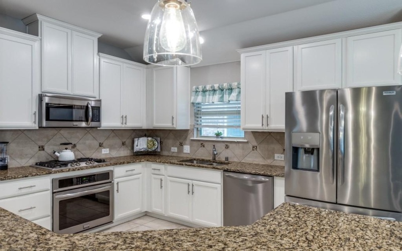 10113 Long Branch Drive, McKinney, TX 75071, 3 Bedrooms Bedrooms, ,2 BathroomsBathrooms,Residential,For Sale,10113 Long Branch Drive,20887483