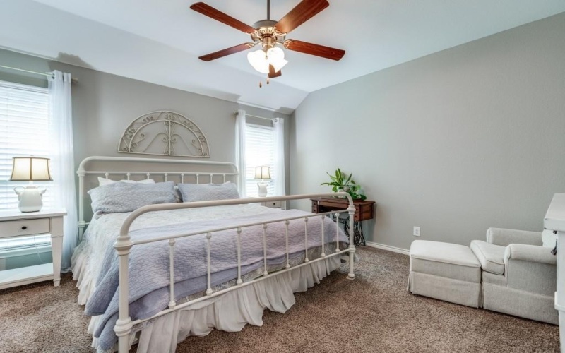 10113 Long Branch Drive, McKinney, TX 75071, 3 Bedrooms Bedrooms, ,2 BathroomsBathrooms,Residential,For Sale,10113 Long Branch Drive,20887483