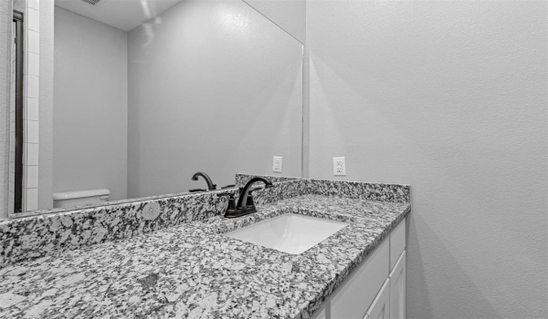 301 W Johnson, Denison, TX 75020, 3 Bedrooms Bedrooms, ,2 BathroomsBathrooms,Residential,For Sale,301 W Johnson,20887559
