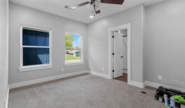 301 W Johnson, Denison, TX 75020, 3 Bedrooms Bedrooms, ,2 BathroomsBathrooms,Residential,For Sale,301 W Johnson,20887559