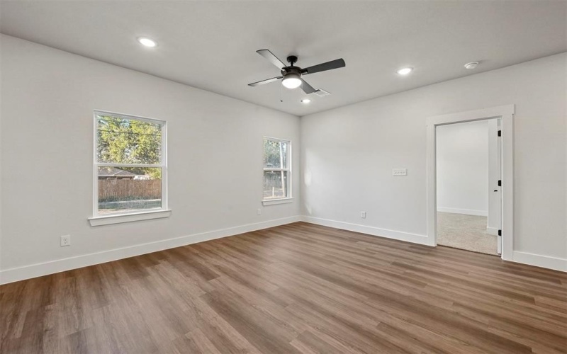 634 W Owings, Denison, TX 75020, 3 Bedrooms Bedrooms, ,2 BathroomsBathrooms,Residential,For Sale,634 W Owings,20887612