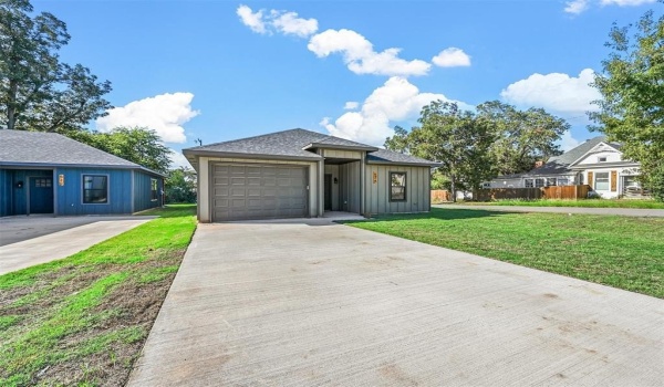 634 W Owings, Denison, TX 75020, 3 Bedrooms Bedrooms, ,2 BathroomsBathrooms,Residential,For Sale,634 W Owings,20887612