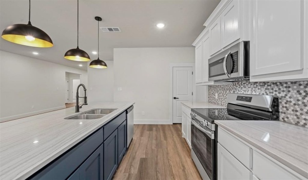 634 W Owings, Denison, TX 75020, 3 Bedrooms Bedrooms, ,2 BathroomsBathrooms,Residential,For Sale,634 W Owings,20887612