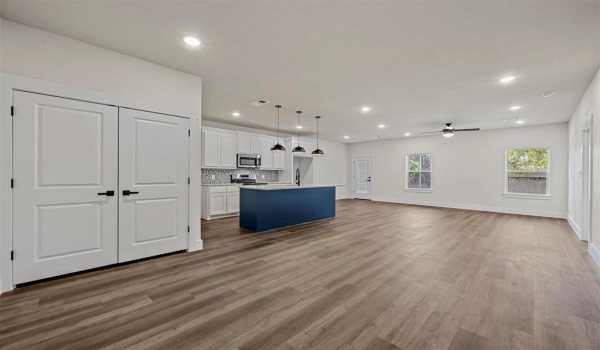 634 W Owings, Denison, TX 75020, 3 Bedrooms Bedrooms, ,2 BathroomsBathrooms,Residential,For Sale,634 W Owings,20887612