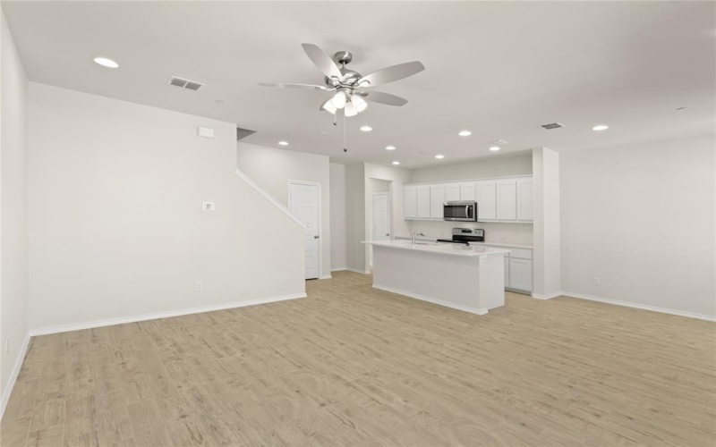 4006 Avion Drive, Sanger, TX 76266, 3 Habitaciones Habitaciones , ,2 BañosBaños,Residential,En Venta,4006 Avion Drive,20887616