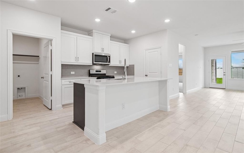 714 Aroco Bend, Princeton, TX 75407, 4 Habitaciones Habitaciones , ,2 BañosBaños,Residential,En Venta,714 Aroco Bend,20889689