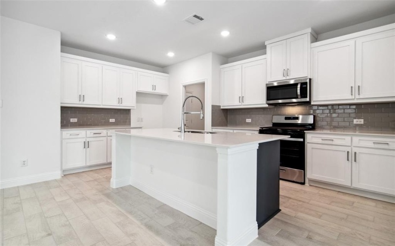 714 Aroco Bend, Princeton, TX 75407, 4 Habitaciones Habitaciones , ,2 BañosBaños,Residential,En Venta,714 Aroco Bend,20889689