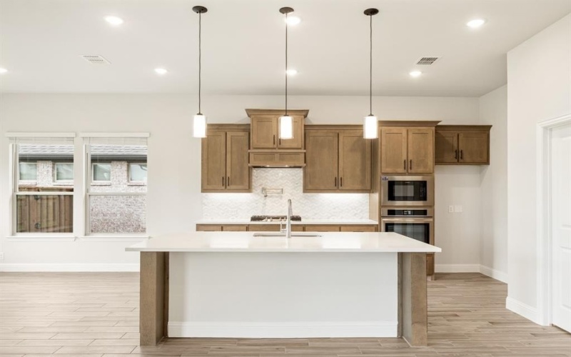 2404 Cornwall Lane, Forney, TX 75126, 4 Bedrooms Bedrooms, ,3 BathroomsBathrooms,Residential,For Sale,2404 Cornwall Lane,20890393