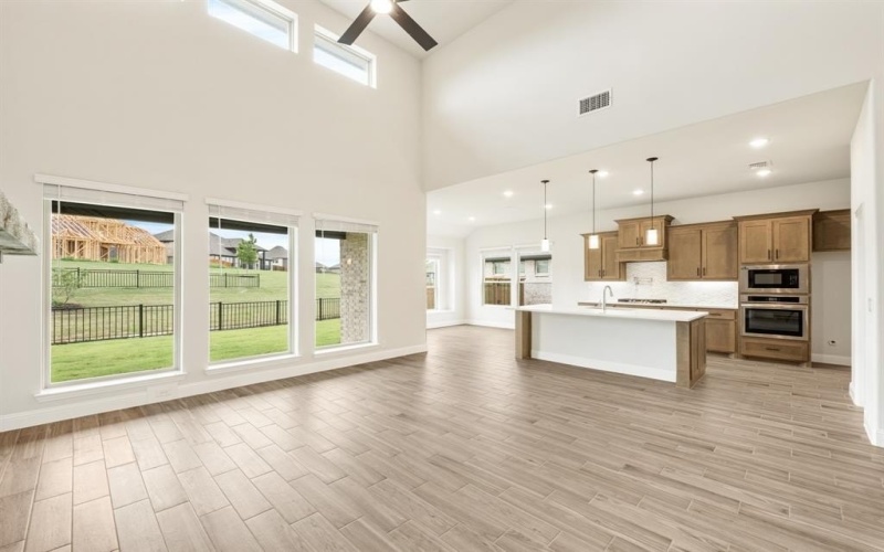 2404 Cornwall Lane, Forney, TX 75126, 4 Bedrooms Bedrooms, ,3 BathroomsBathrooms,Residential,For Sale,2404 Cornwall Lane,20890393