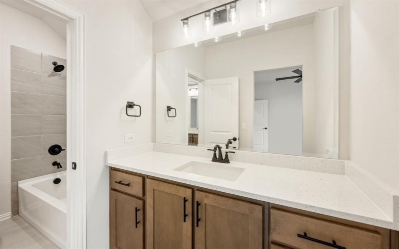 2404 Cornwall Lane, Forney, TX 75126, 4 Bedrooms Bedrooms, ,3 BathroomsBathrooms,Residential,For Sale,2404 Cornwall Lane,20890393