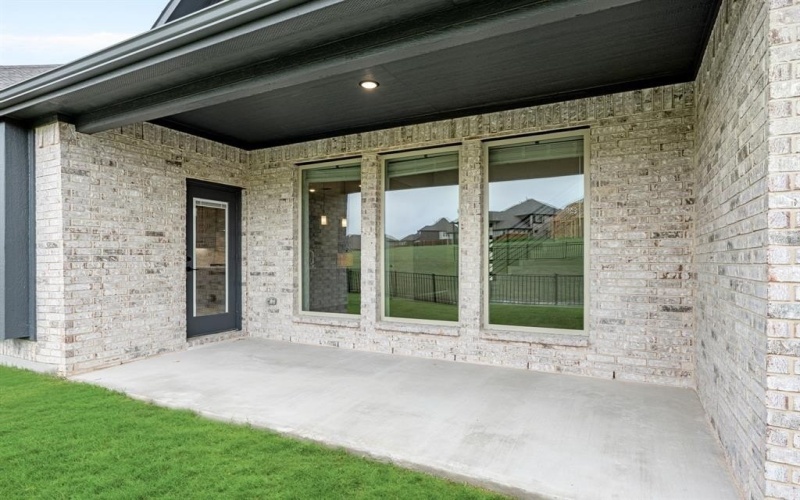 2404 Cornwall Lane, Forney, TX 75126, 4 Bedrooms Bedrooms, ,3 BathroomsBathrooms,Residential,For Sale,2404 Cornwall Lane,20890393