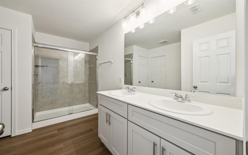 2404 Castlebar Drive, Lowry Crossing, TX 75407, 3 Bedrooms Bedrooms, ,2 BathroomsBathrooms,Residential,For Sale,2404 Castlebar Drive,20890403