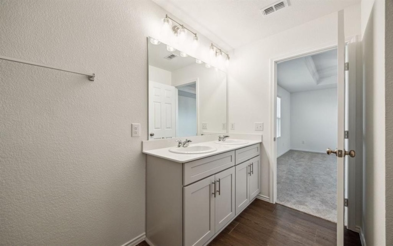 2404 Castlebar Drive, Lowry Crossing, TX 75407, 3 Bedrooms Bedrooms, ,2 BathroomsBathrooms,Residential,For Sale,2404 Castlebar Drive,20890403