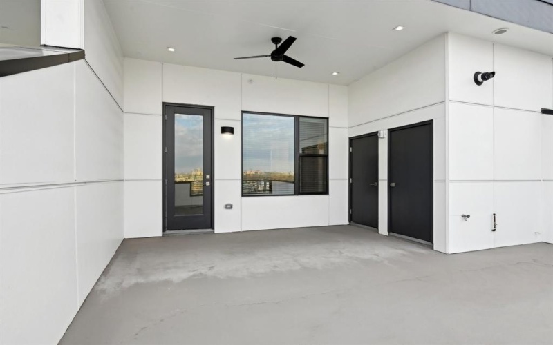 1901 S Harwood Street #308, Dallas, TX 75215, 2 Habitaciones Habitaciones , ,2 BañosBaños,Residential,En Venta,1901 S Harwood Street,20890458