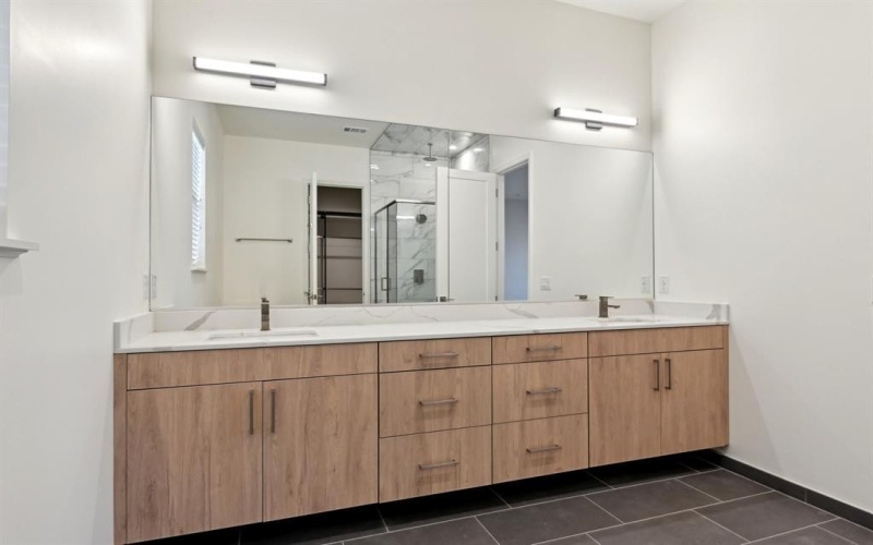 1901 S Harwood Street #307, Dallas, TX 75215, 2 Habitaciones Habitaciones , ,2 BañosBaños,Residential,En Venta,1901 S Harwood Street,20890489