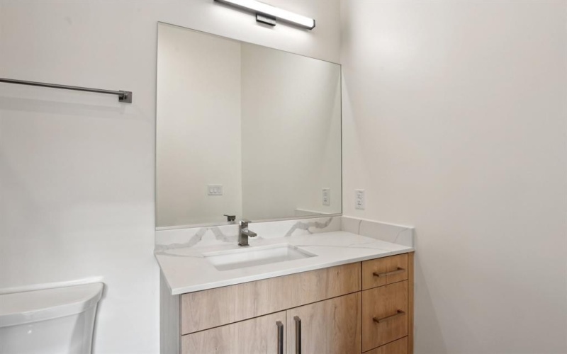 1901 S Harwood Street #307, Dallas, TX 75215, 2 Habitaciones Habitaciones , ,2 BañosBaños,Residential,En Venta,1901 S Harwood Street,20890489