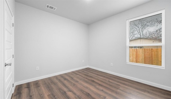 142 Mohican Trail, Mabank, TX 75156, 3 Bedrooms Bedrooms, ,2 BathroomsBathrooms,Residential Lease,For Rent,142 Mohican Trail,20890568