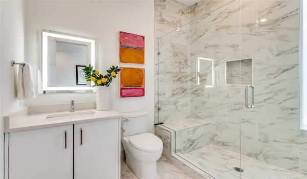 426 W 9th Street #105, Dallas, TX 75208, 3 Habitaciones Habitaciones , ,3 BañosBaños,Residential,En Venta,426 W 9th Street,20890767